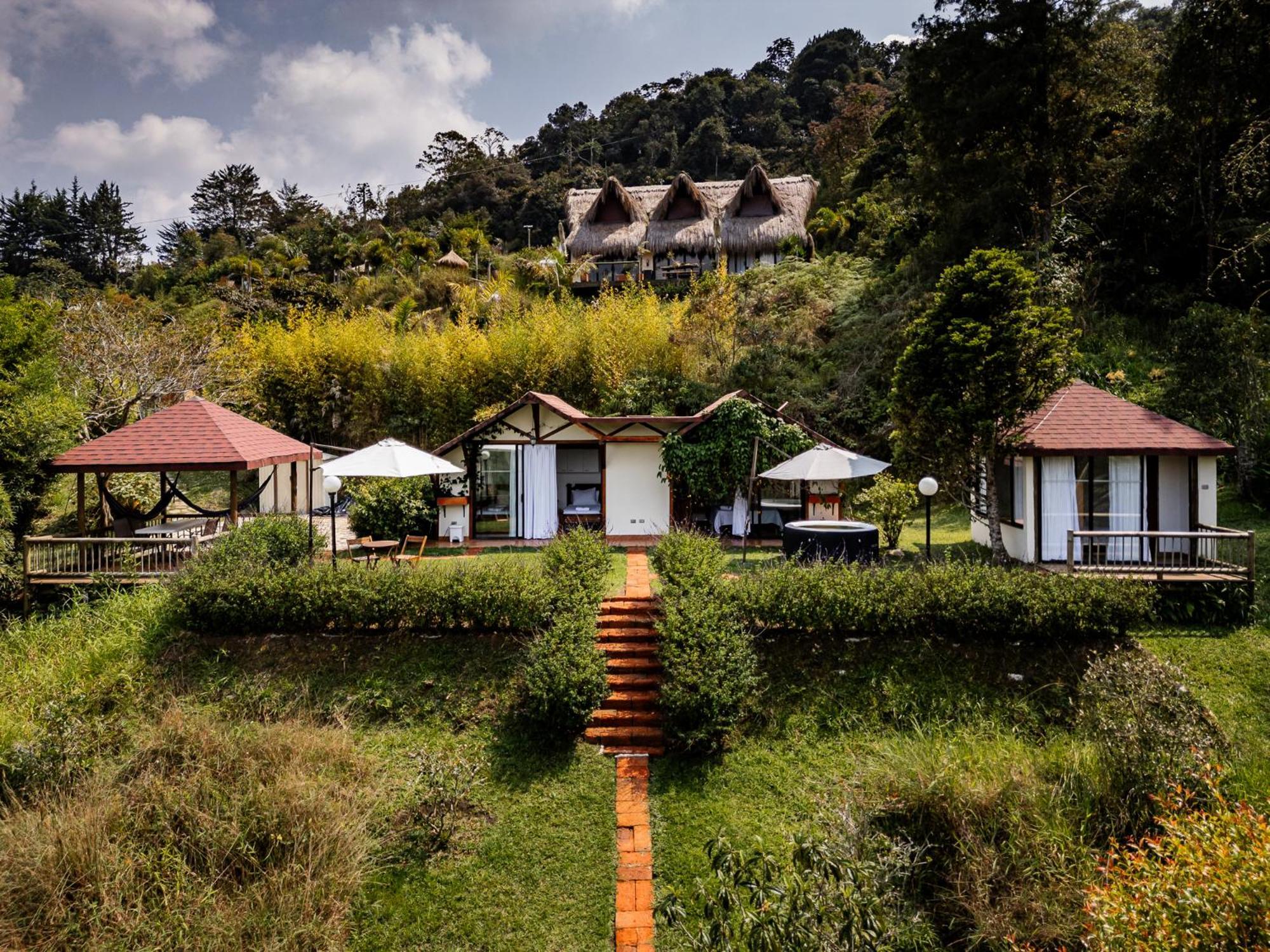 Hotel Pietrasanta Guatapé エクステリア 写真