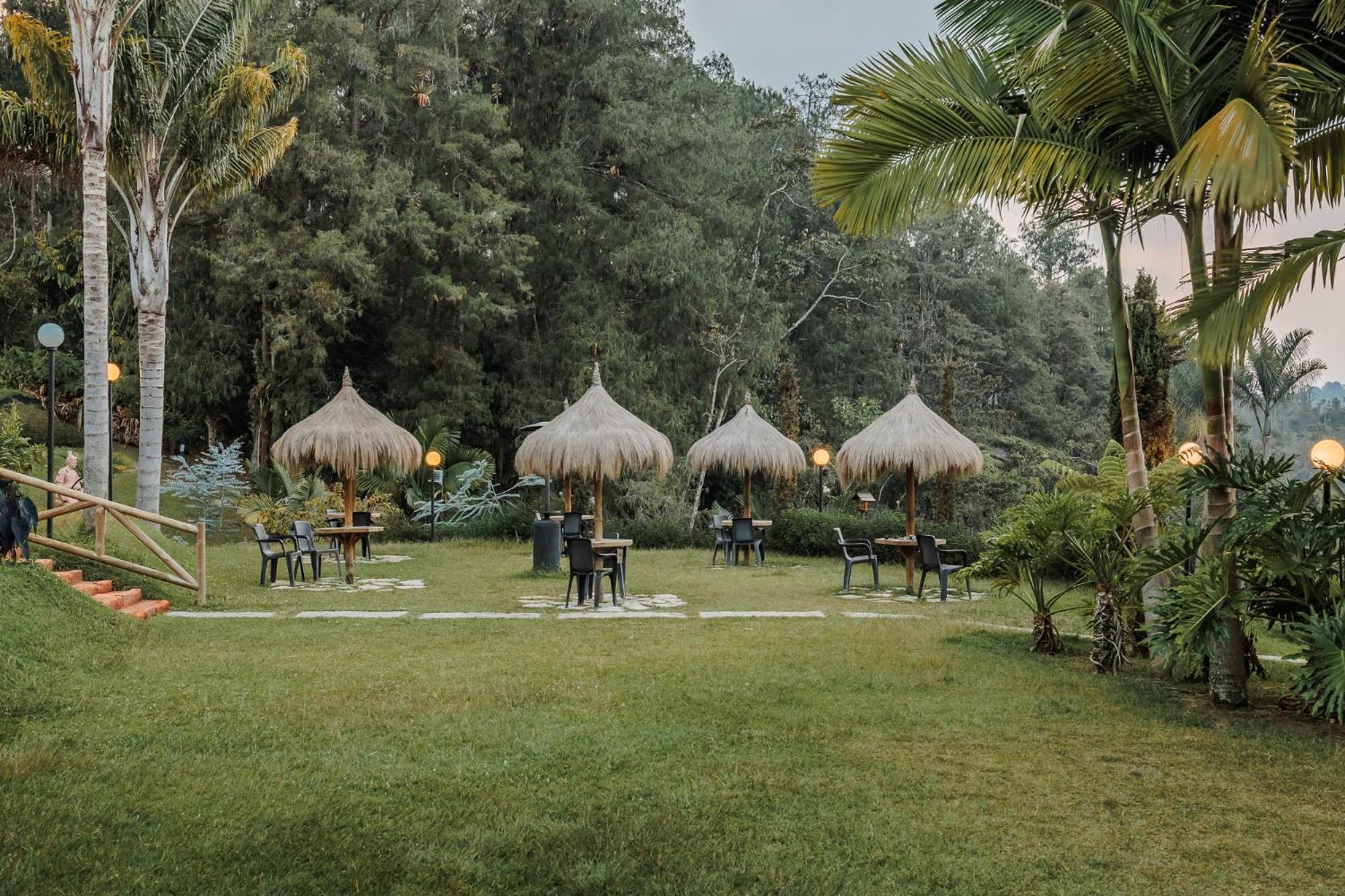 Hotel Pietrasanta Guatapé エクステリア 写真