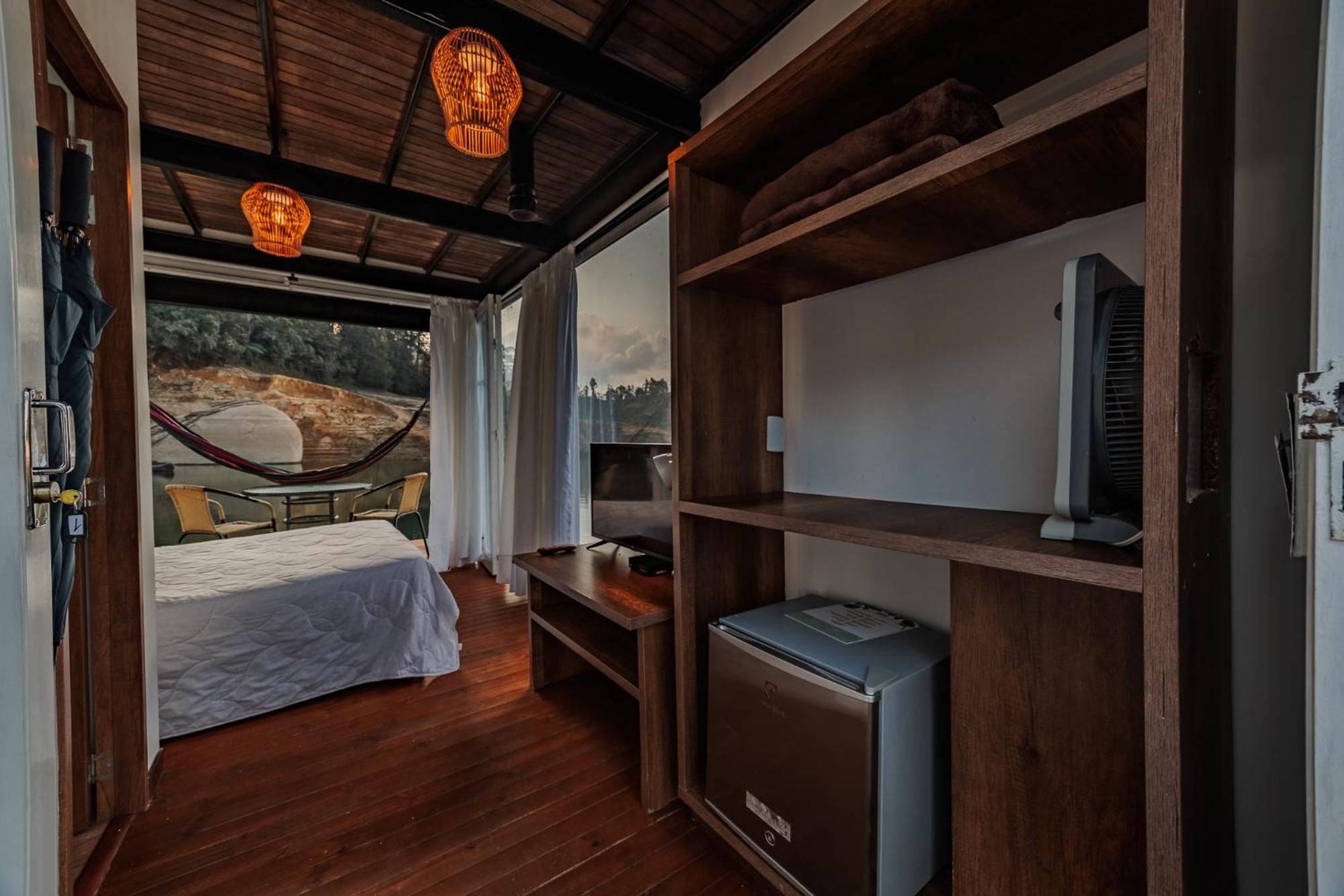 Hotel Pietrasanta Guatapé エクステリア 写真